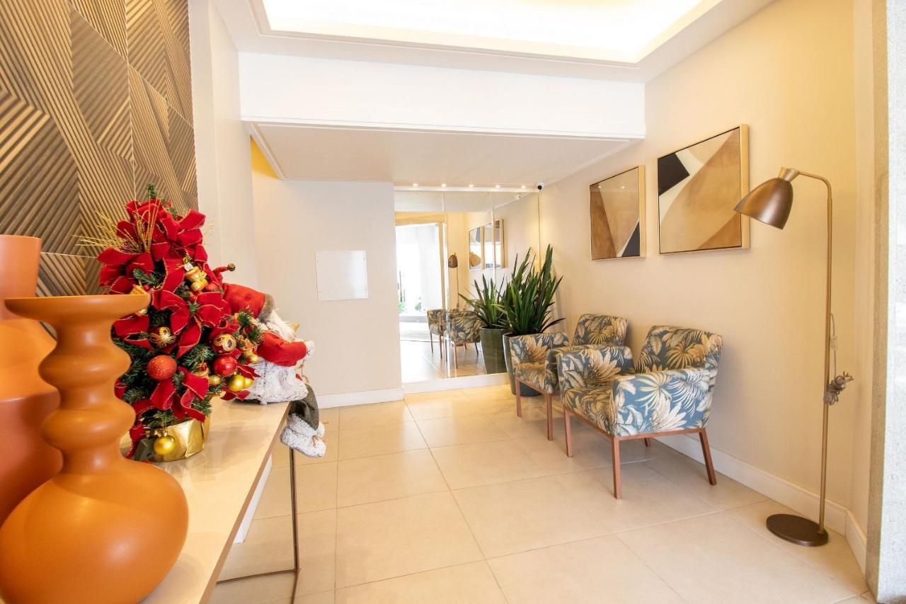Tat23 - Climatizado, 2 Dorm, Tv Smart Balneario Camboriu